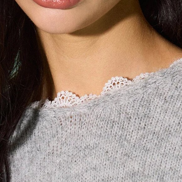 Commense Lace Trim Bow-Decor Draped Oversized Sweater NWT, Size S - Picture 5 of 17